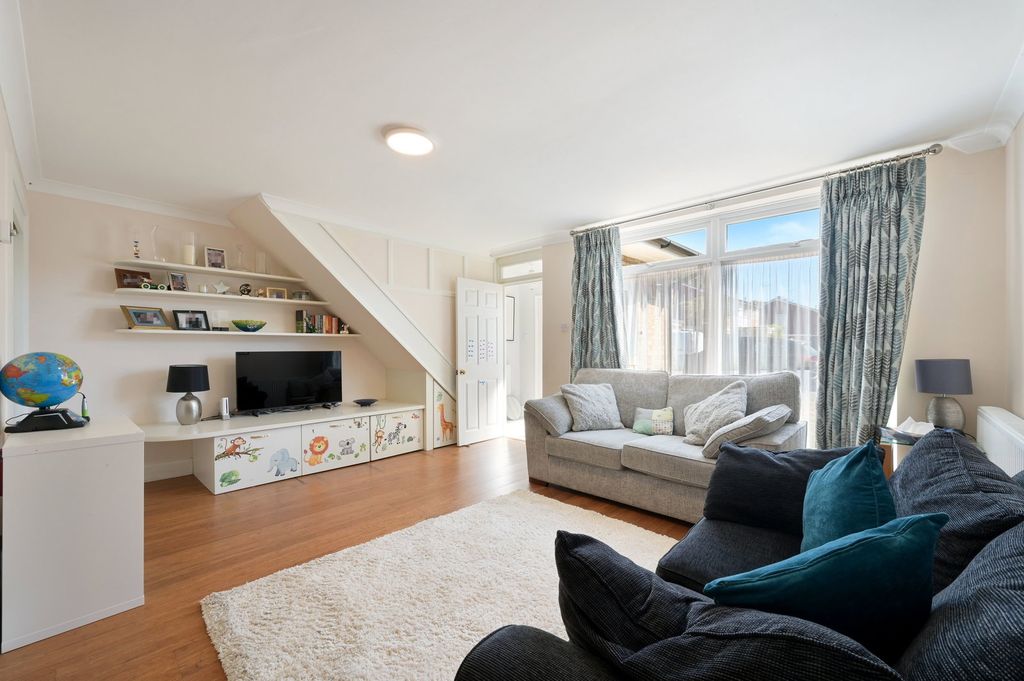 Property photo 1 of 15