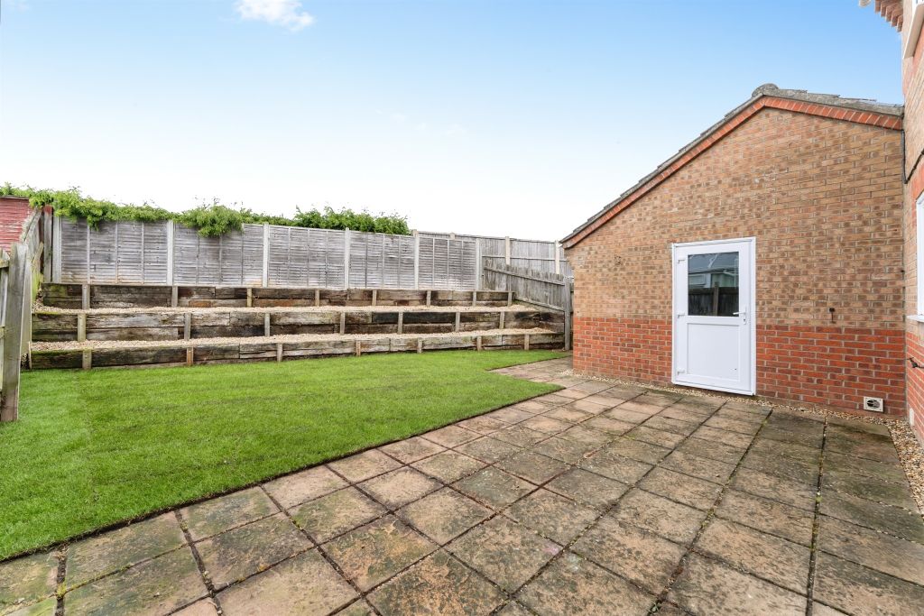 Property photo 2 of 15
