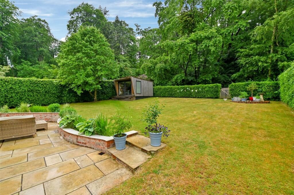 Property photo 3 of 24
