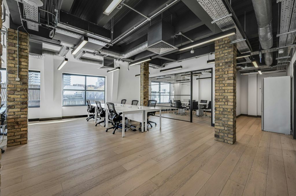 Property photo 2 of 17 Office 1.Jpg