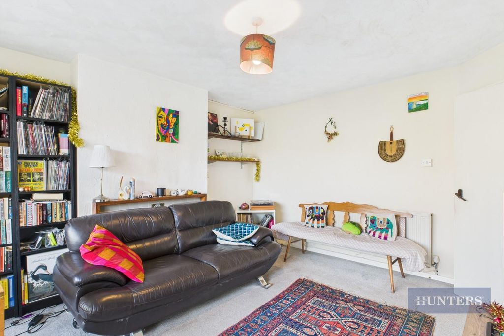 Property photo 3 of 12 Cam05152G0-Pr0062-Still013.Jpg