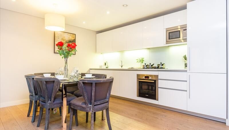 Property photo 2 of 11 Dining Room