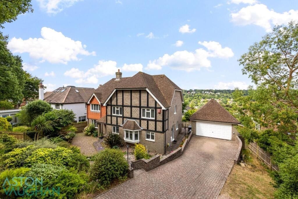 Property photo 1 of 27 4522601