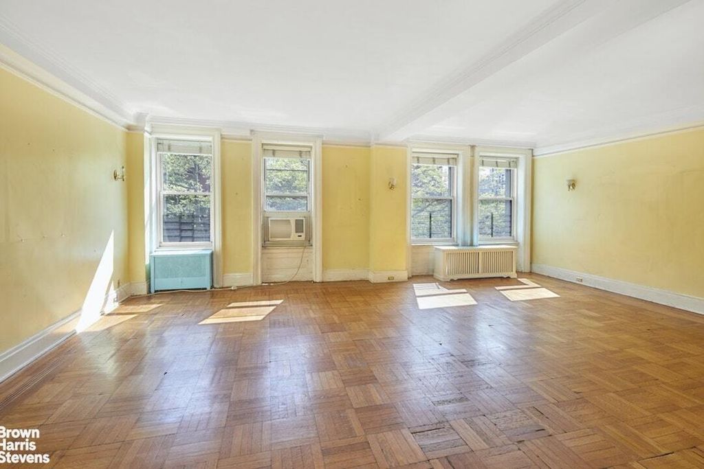 Property photo 3 of 12 <Alttext/>