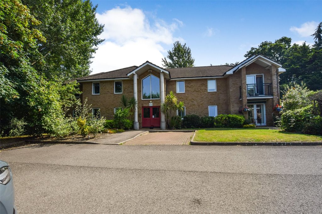 Property photo 3 of 11 Picture No. 01