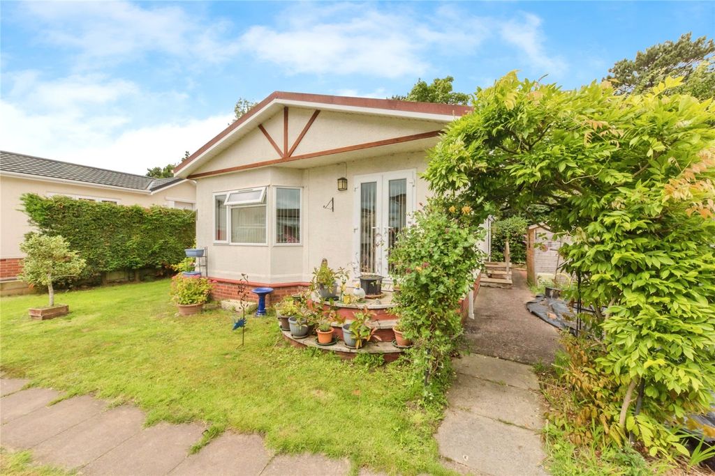 Property photo 1 of 17 Photography