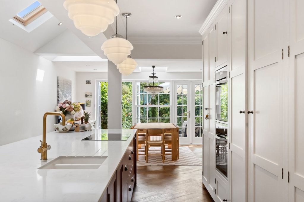 Property photo 2 of 18 Kitchen/Dining