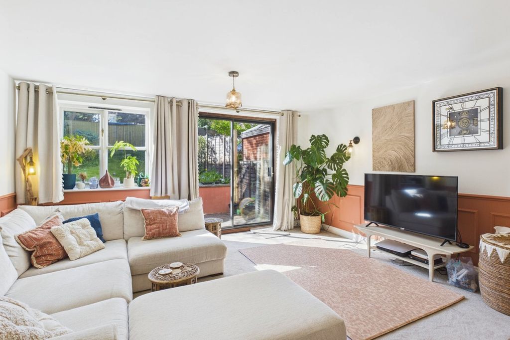 Property photo 3 of 15 Picture No. 14