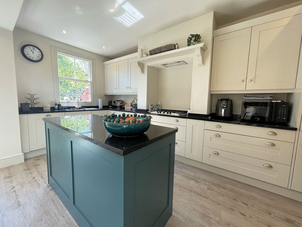 Additional image 8 of 4 bed terraced house for saleBexton Road, Knutsford WA16