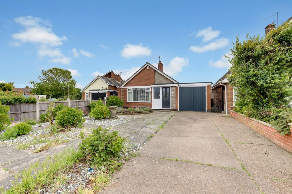 Property photo 1 of 16