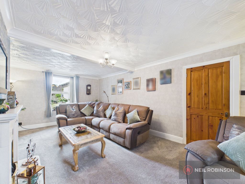 Property photo 3 of 36