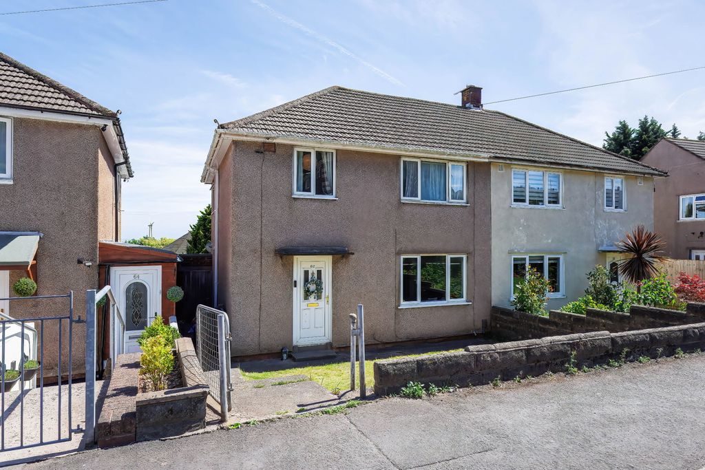 Property photo 1 of 31