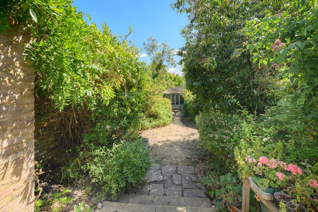 Property photo 2 of 15