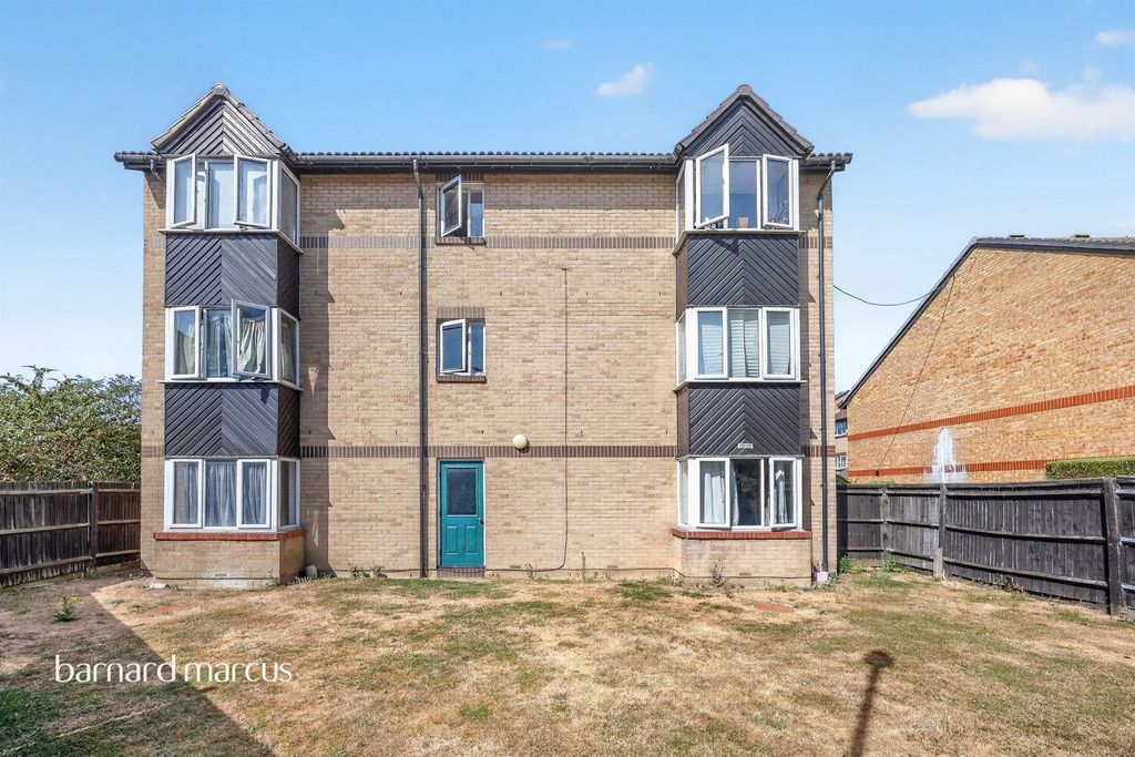 Property photo 1 of 23