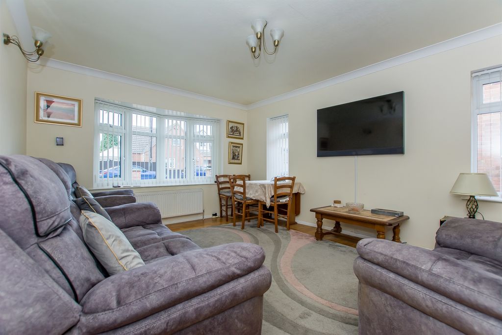 Property photo 3 of 24