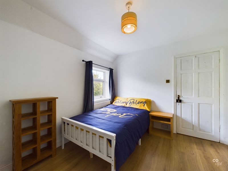 Property photo 3 of 11 Photo 19