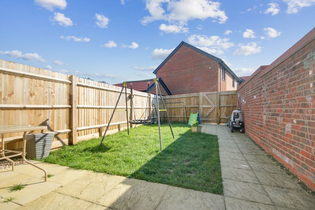 Property photo 2 of 15