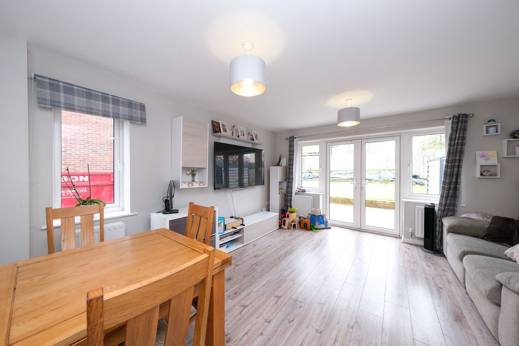 Property photo 2 of 25 Dscf5790.Jpg