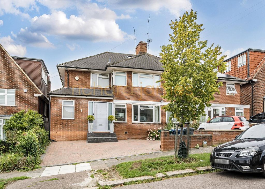 Property photo 1 of 14 Eb8d51dc-9306-4B2F-B263-E7115Ebf9919.Jpg