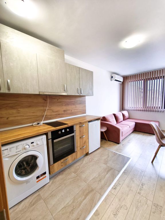Property photo 3 of 11