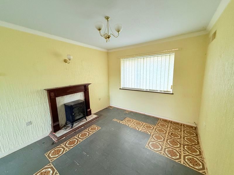 Property photo 2 of 8 Photo 2