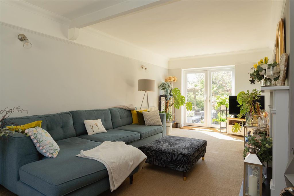 Property photo 3 of 22 9.Jpg