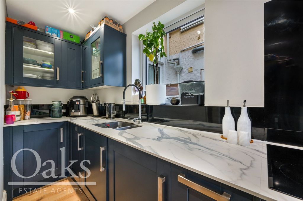 Property photo 2 of 12 Picture No. 08