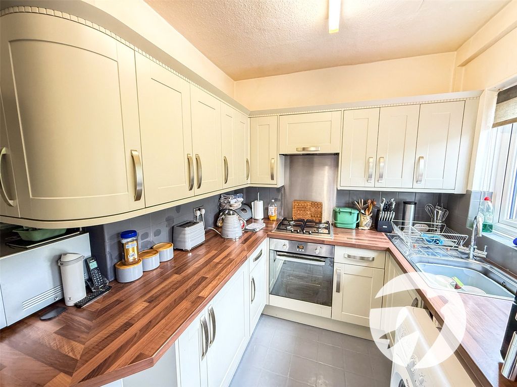 Property photo 3 of 13 Picture No. 06