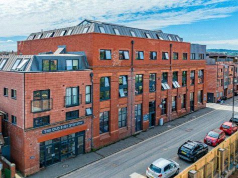 Property photo 2 of 9 Picture No. 12