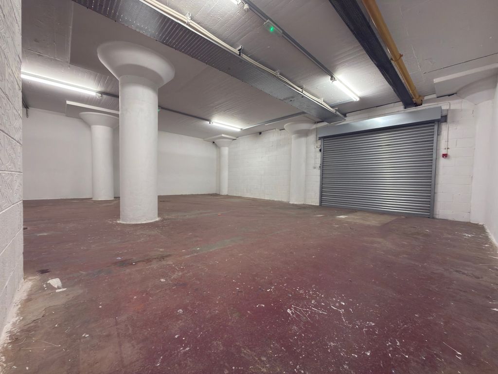 Property photo 3 of 6