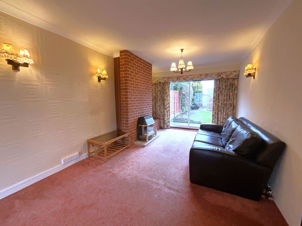 Property photo 3 of 9