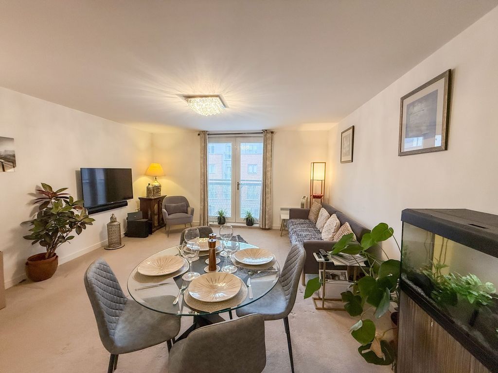 Property photo 2 of 12 Lounge/Diner