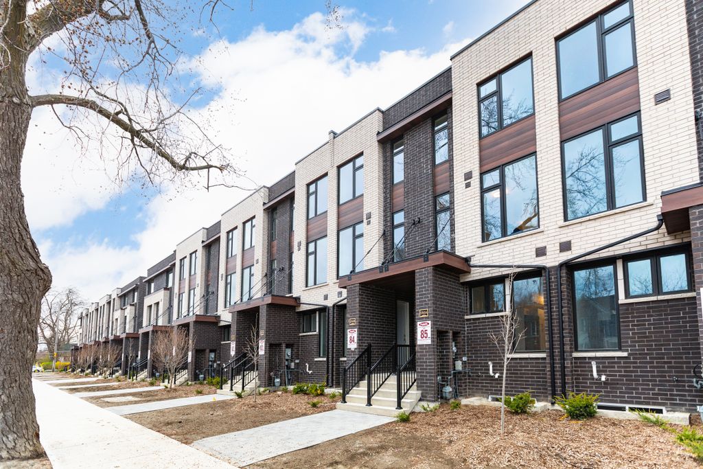 Property photo 3 of 45