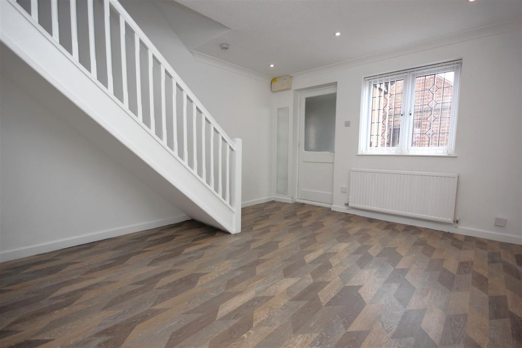 Property photo 2 of 13 Img_0356.Jpg