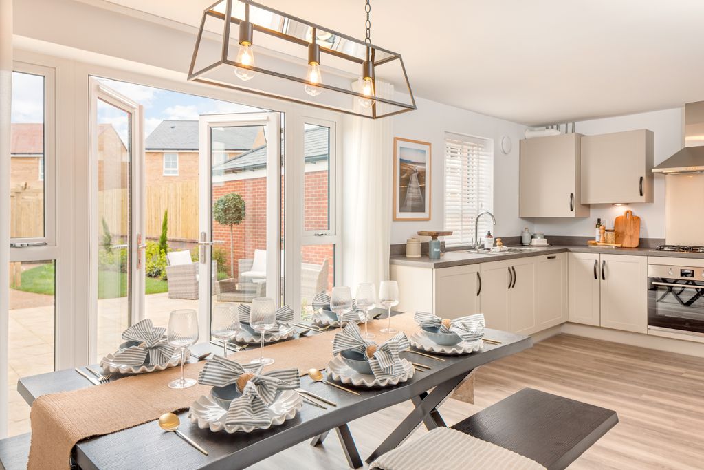 Property photo 3 of 10 Kitchen And Diner In The 4 Bedroom Kennisham