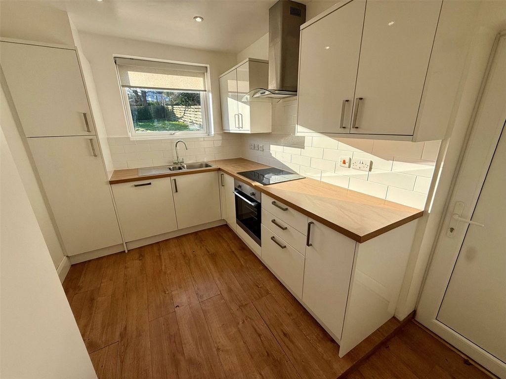 Property photo 3 of 18 Picture No. 03