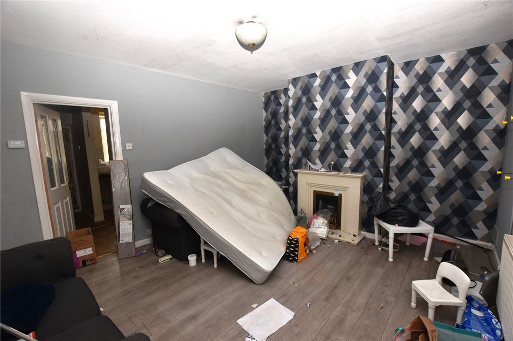 Property photo 2 of 10 Picture No. 03