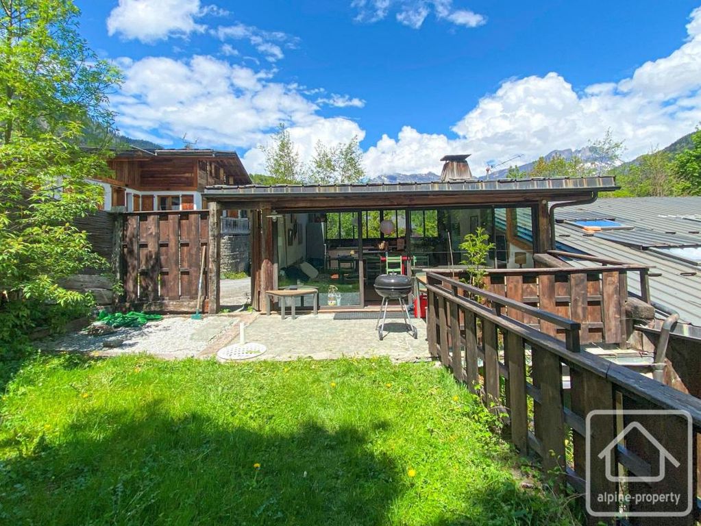 Property photo 2 of 20