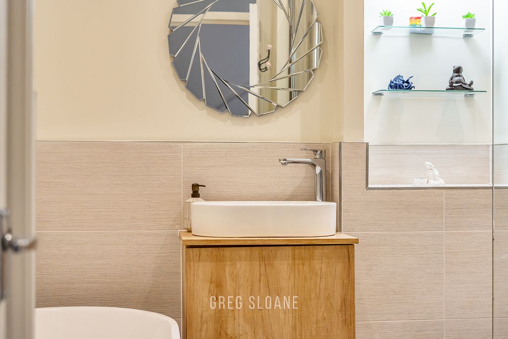 Additional image 10 of 2 bed flat for saleSt Alkmunds Square, Shrewsbury SY1