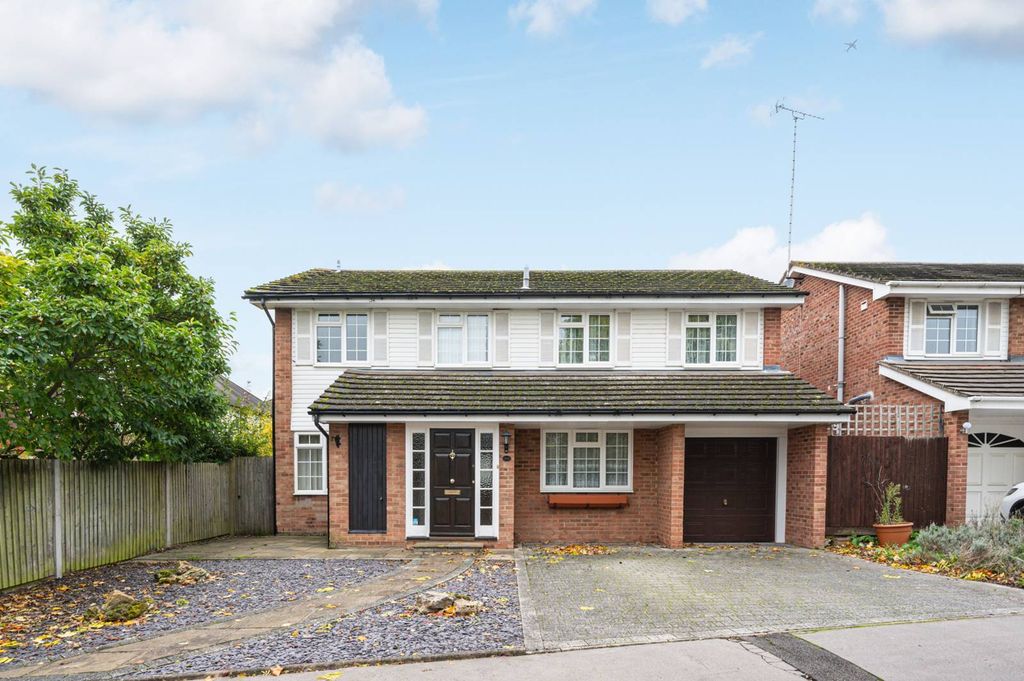 Property photo 2 of 17
