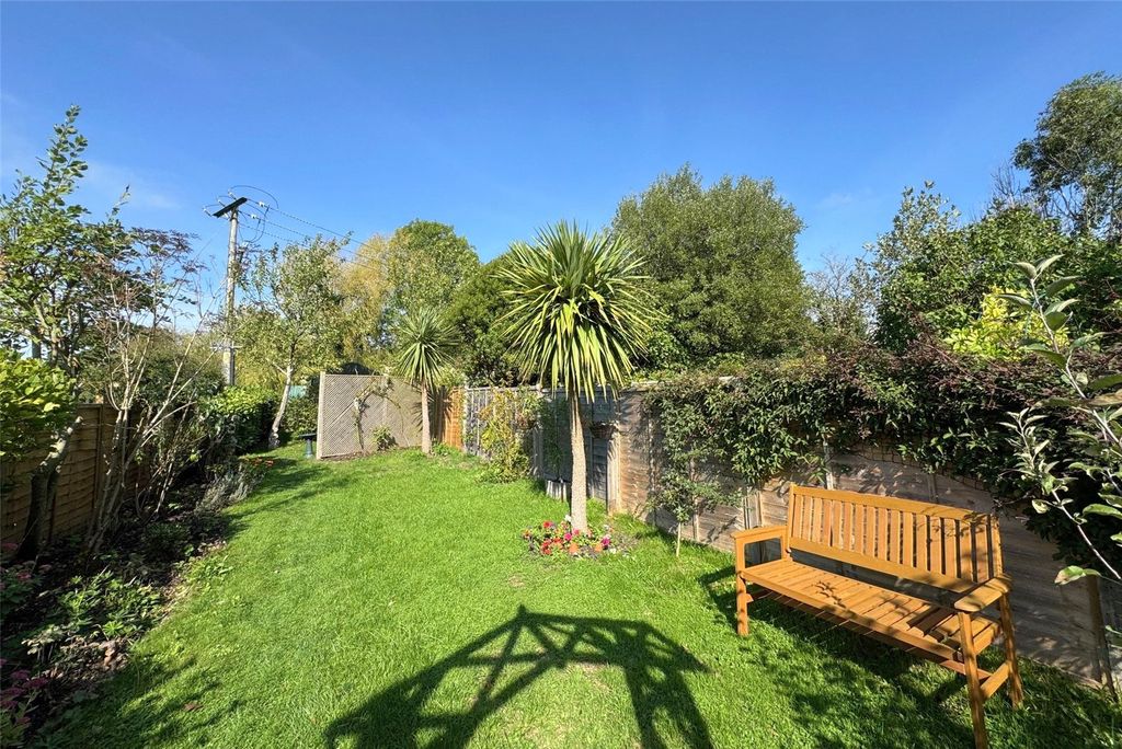 Property photo 3 of 14 Picture No. 16