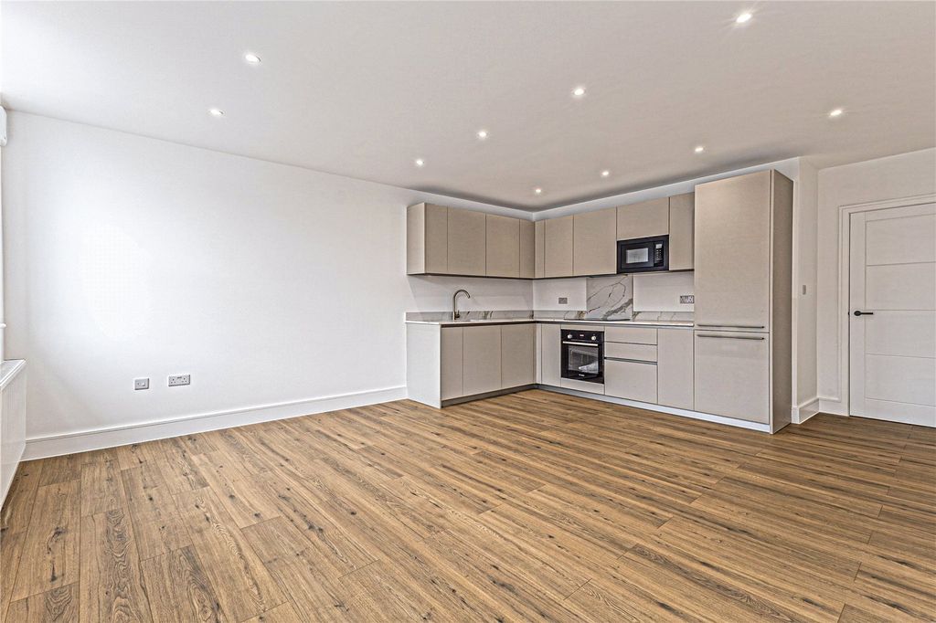 Property photo 1 of 16 Picture No. 03