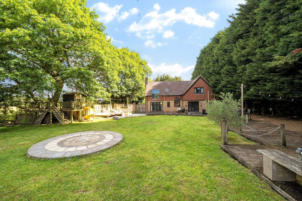 Property photo 1 of 27 Picture No. 34