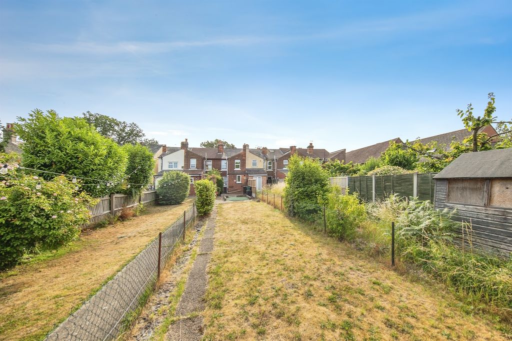 Property photo 2 of 15