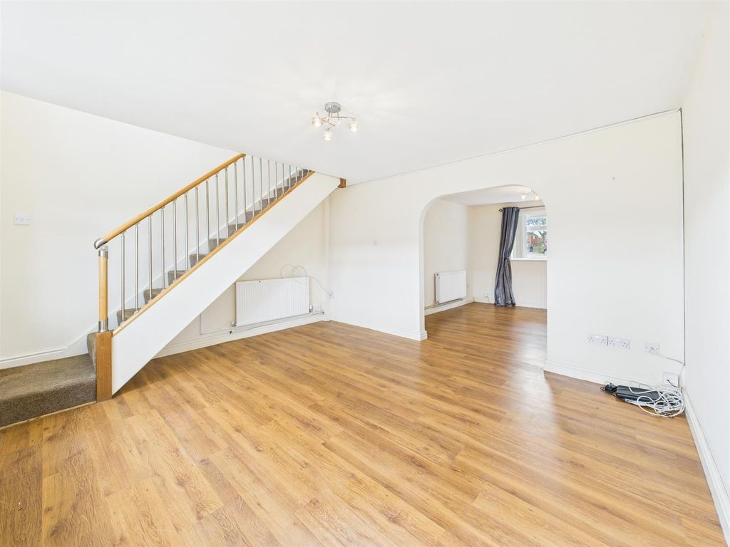 Property photo 3 of 24