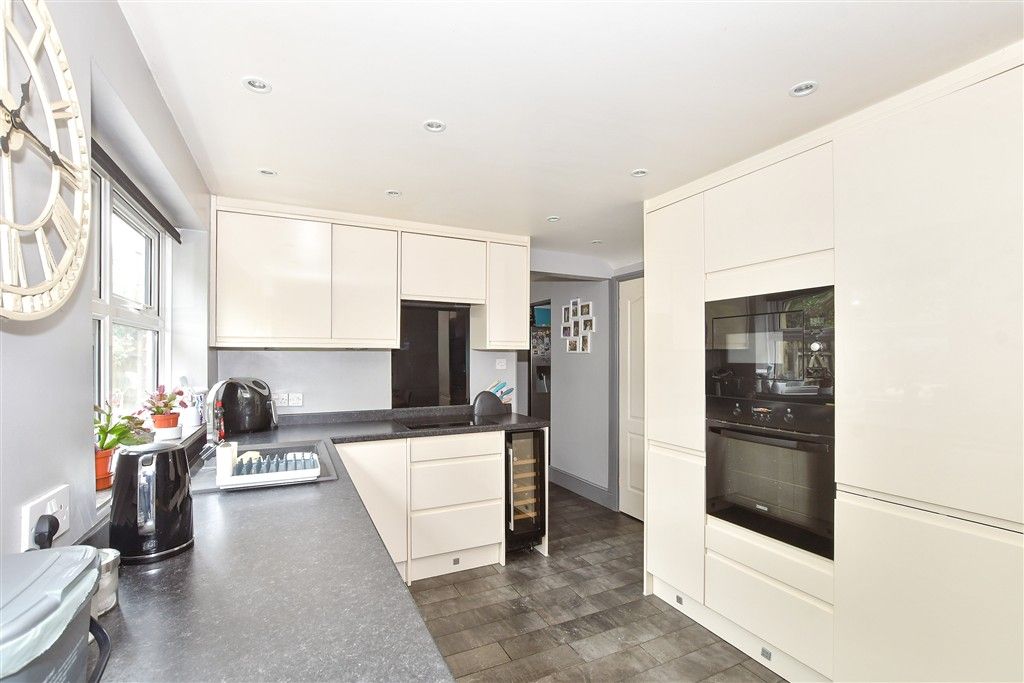 Property photo 3 of 13 Kitchen/Diner