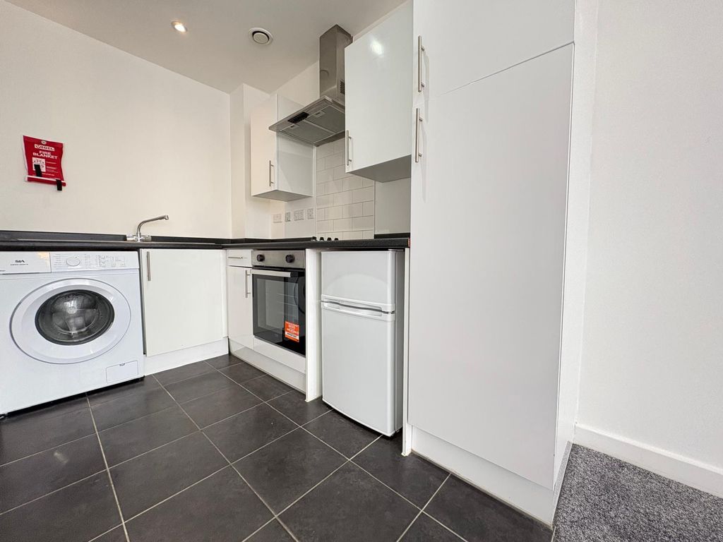 Property photo 3 of 4 Af7F260d-6378-46A3-99B9-951d6B9c7653