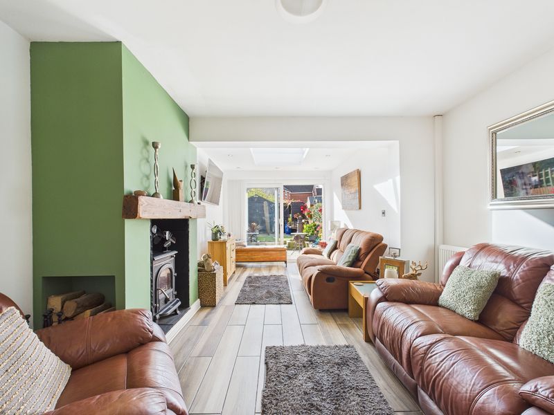 Property photo 3 of 18