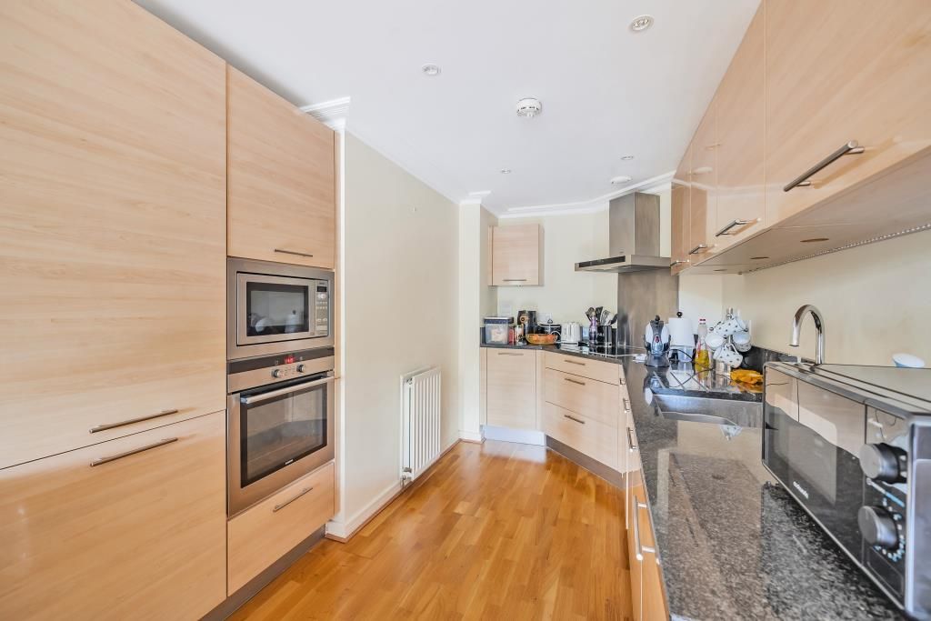 Property photo 3 of 15 Kitchen