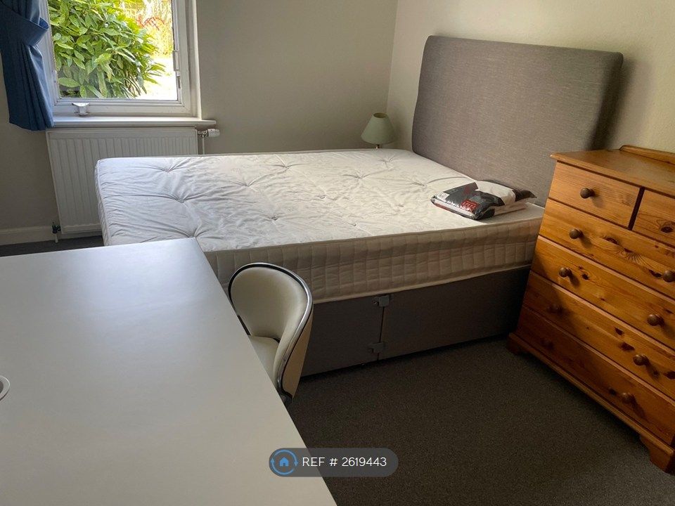 Property photo 3 of 5